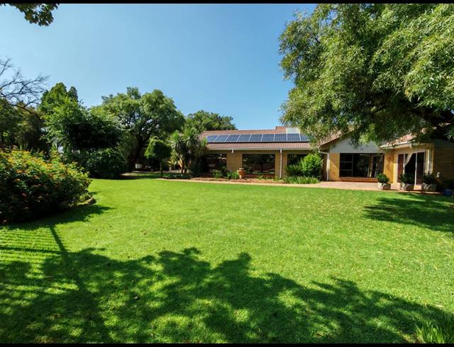 4 BEDROOM HOUSE FOR SALE IN THREE RIVERS EAST